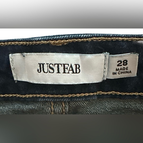 JustFab Dark Blue Jean Shorts - Picture 6 of 7